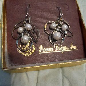 Vintage Premier Designs  Colette Earrings